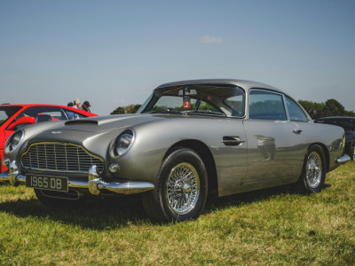 Aston Martin DB5 - L'icone des agents secrets